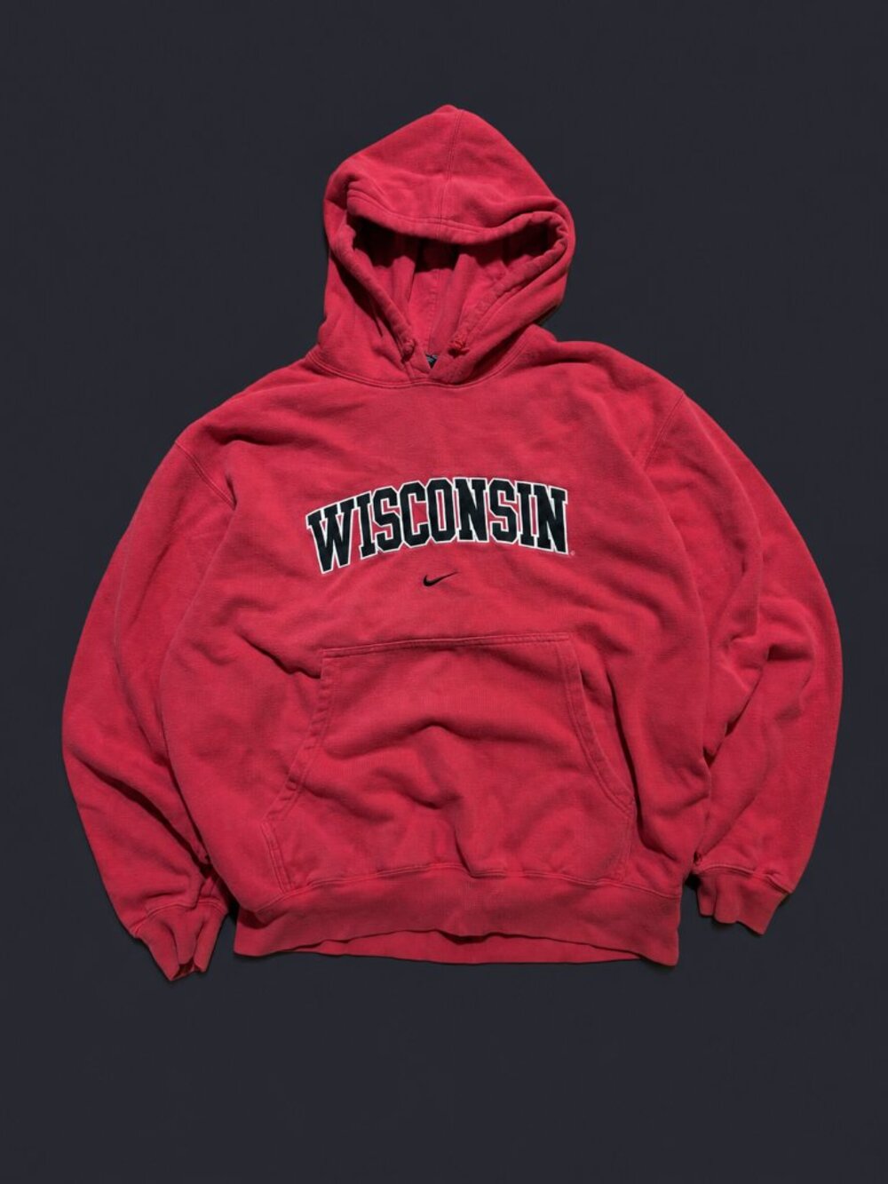 Nike Wisconsin Hoodie Mens Medium Red Pullover Sweatshirt